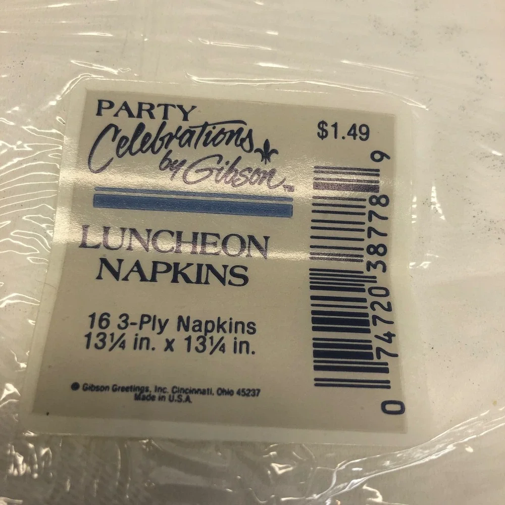 Vintage NEW Mickey's Diner Napkins & Tablecloth Set Walt‎ Disney Productions